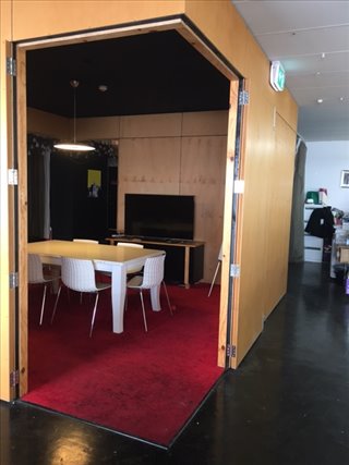 37-45 Myrtle St, Chippendale Office images